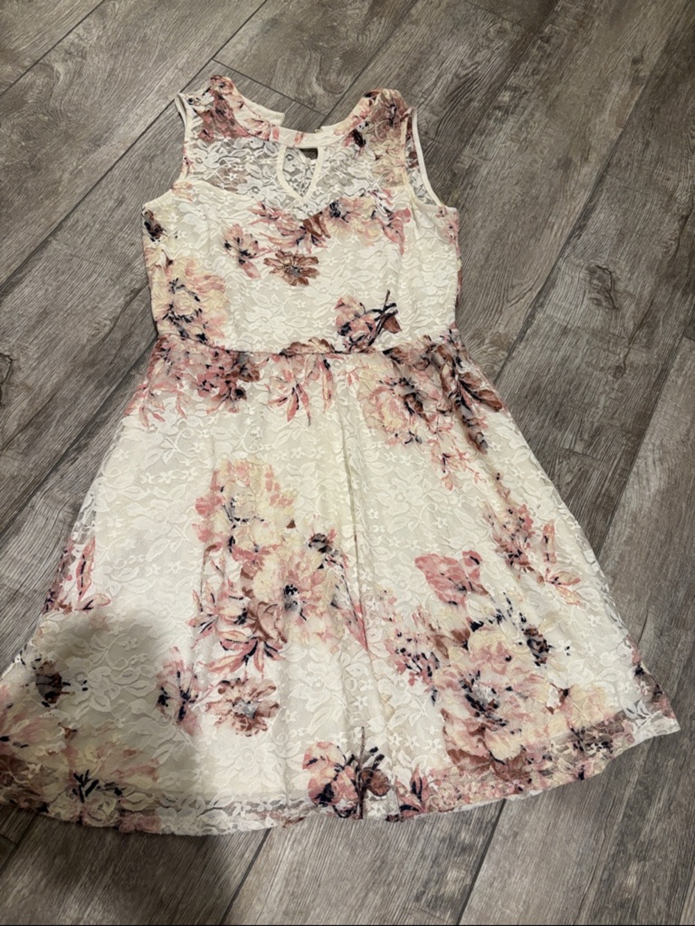 Women’s Lace Floral Dress - Cream with Pink Flowers- Size L